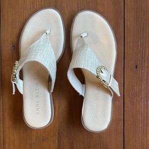 ANNE KlEIN sandals size 8